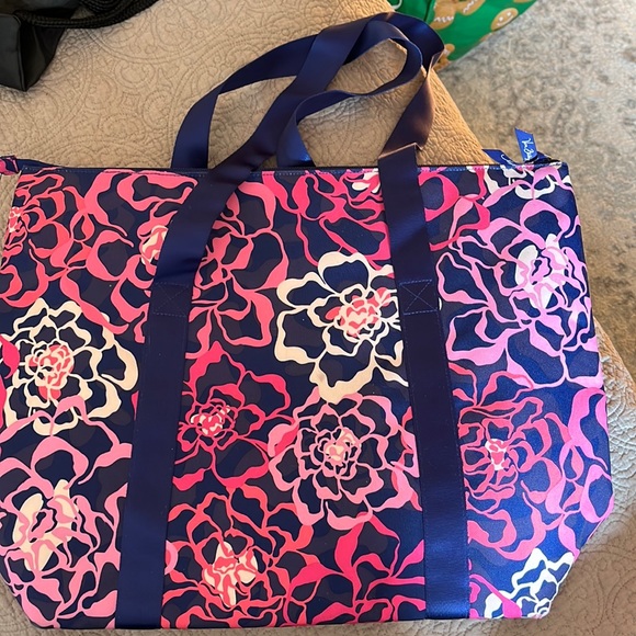 Vera Bradley Authentic Large Cooler Tote Bag in Katalina Blues purse bag - Picture 1 of 2